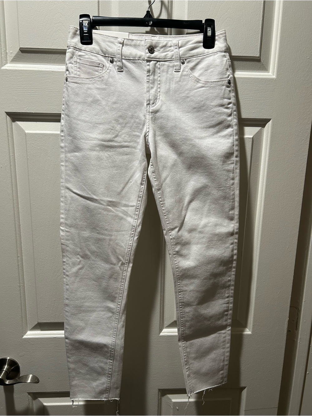 Silver Jeans Co. Avery White High Rise Curvy Cropped Skinny Jean Size W25 x L27